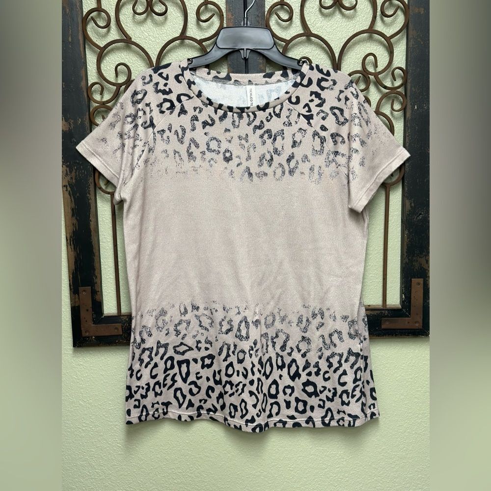 Tickled Teal short sleeve cheetah print top